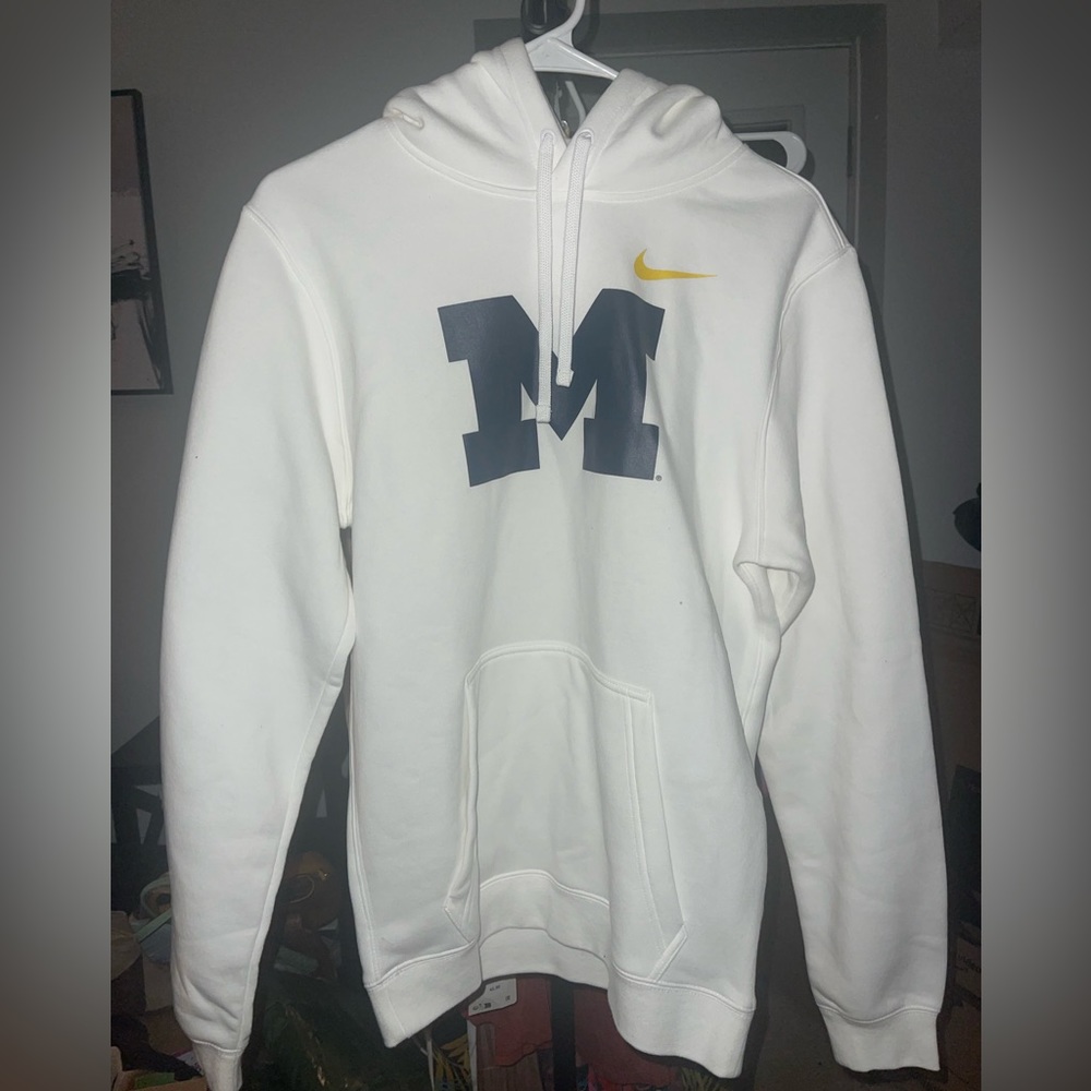 NWT Football Nike Hoodie Sz~S